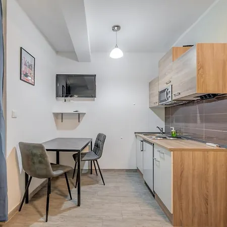 Apartament Old Town - Meri *